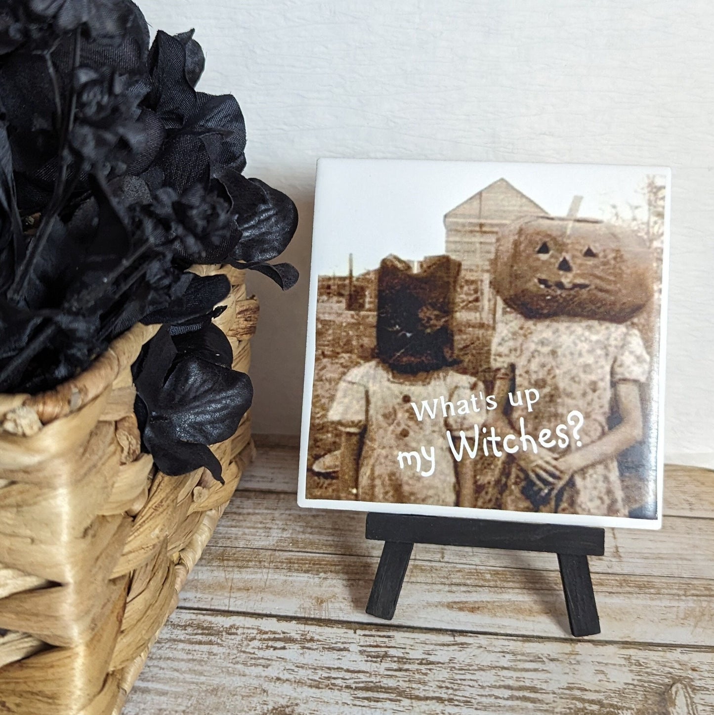 Easel Sign: Halloween, Witches
