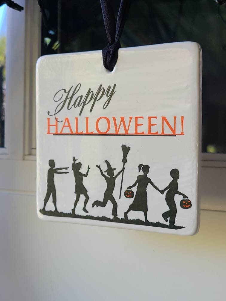 Sign Ceramic Happy Halloween Sign - different sizes to choose from