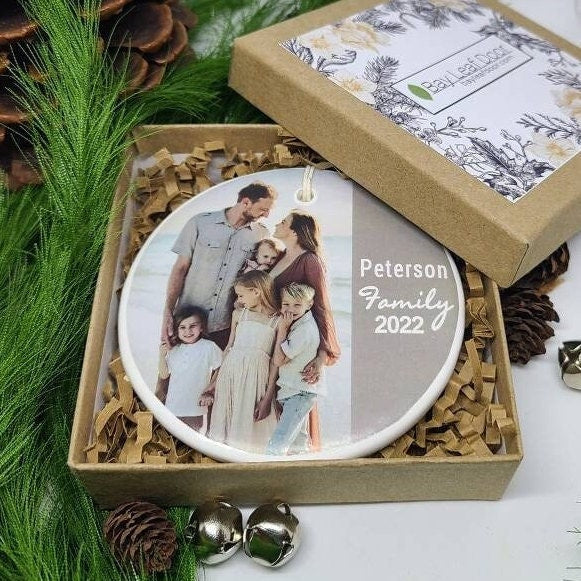 Ornament Family, Personalized Ornament, Custom Ornament, Christmas Ornament, Family Gift - your photo and family name