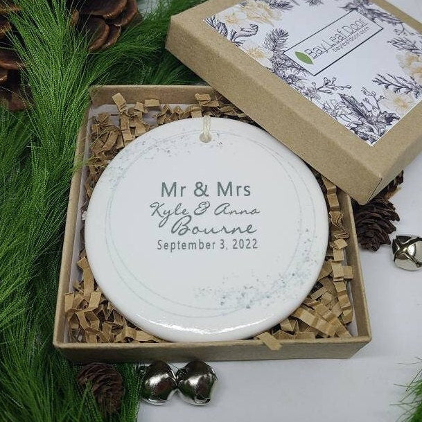Ornament Just Married, Mr and Mrs Ornament, Custom Christmas, Personalized Ornament - gold or silver accent border