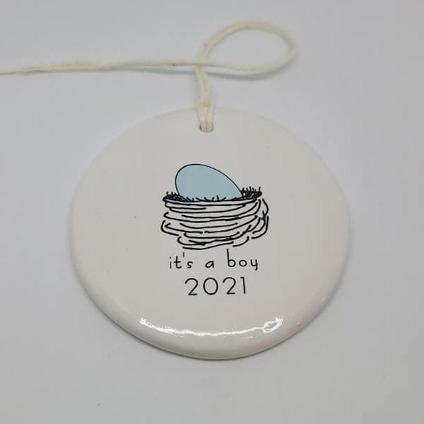 Ornament Expecting, Egg, Minimalist Ornament, Bump Ornament, New Parents, Reveal Ornament - egg in a nest with the year - choice of color